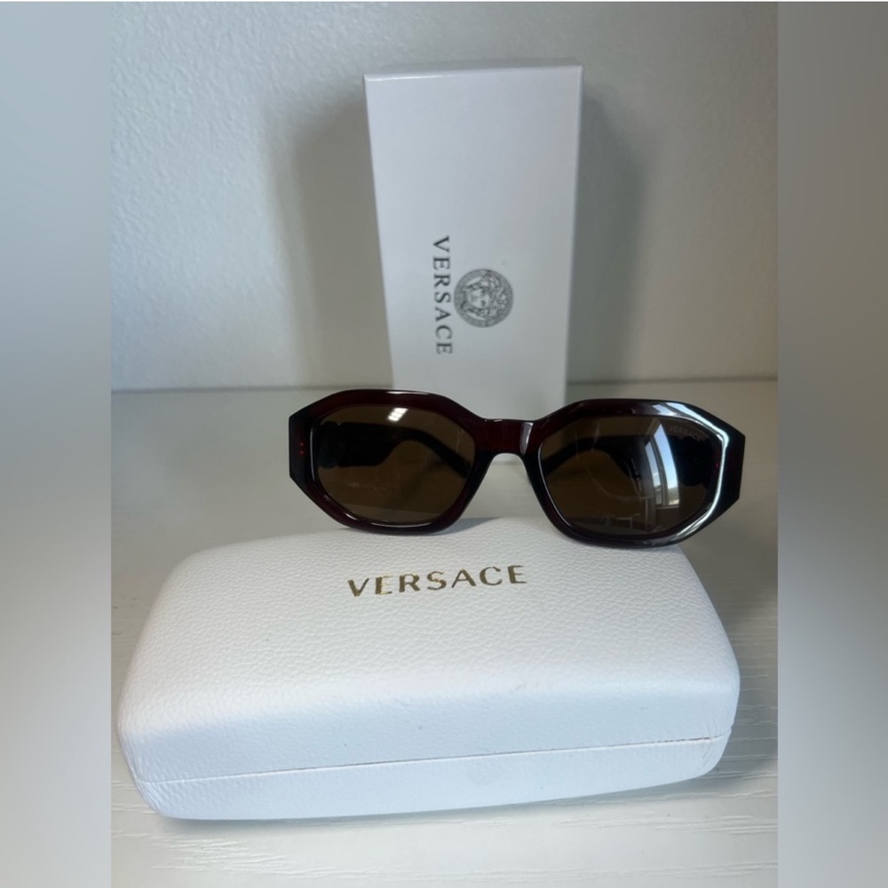 VERSACE Sunglasses